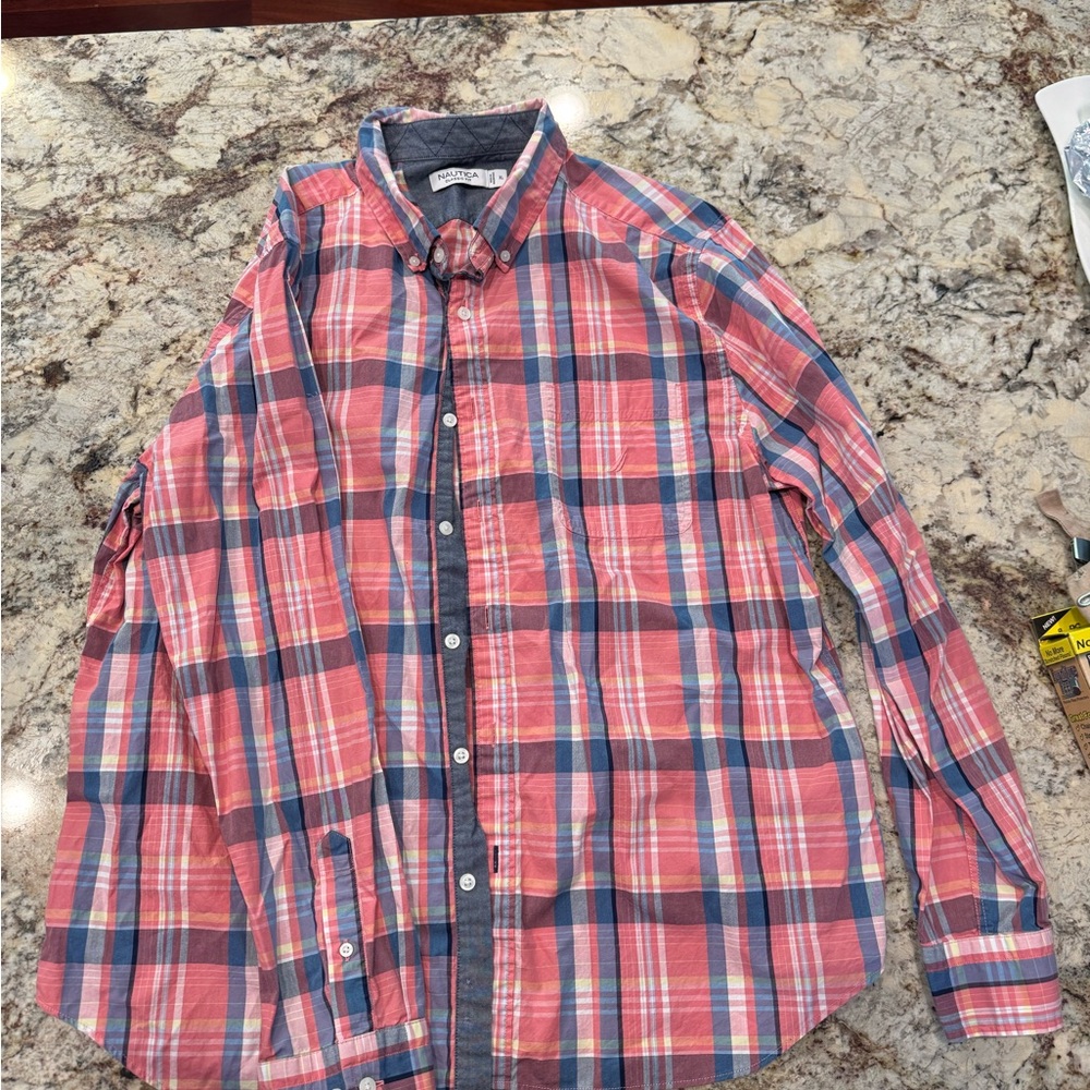 Nautica  Men's Pink and Blue Plaid Shirt, XL